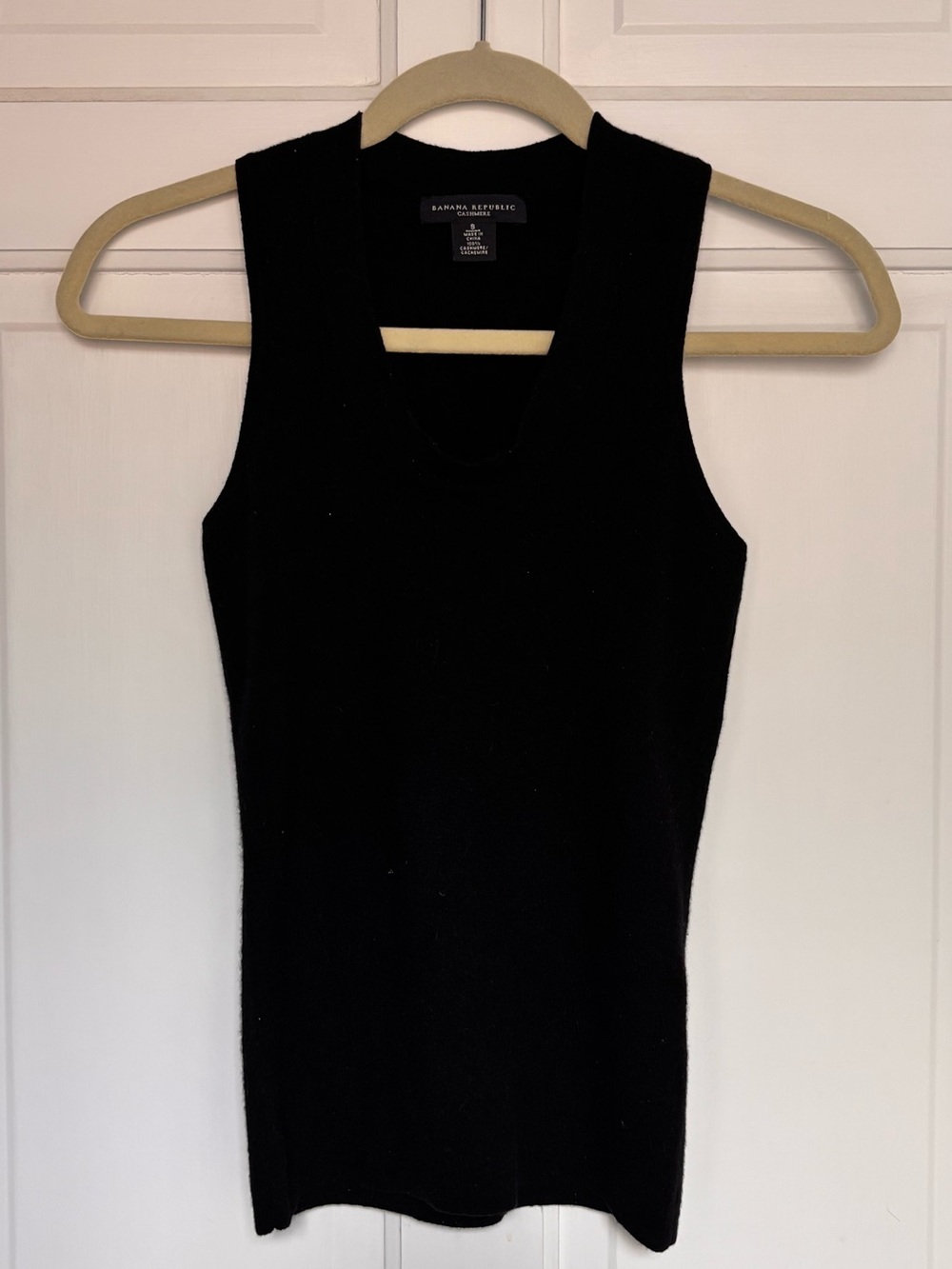 Banana Republic Black Cashmere Sleeveless Scoop Neck Tank